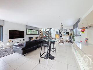  Maison � vendre 4 pi�ces 208 m�