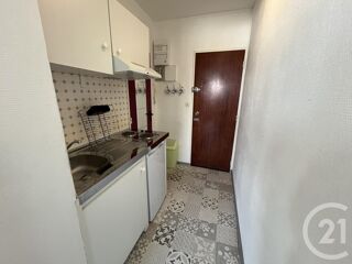  Appartement à louer 1 pièce 20 m²