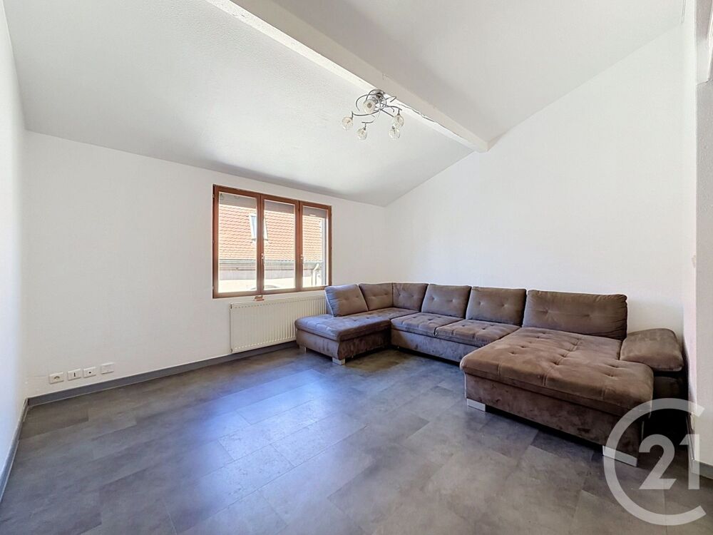 Century 21 Agence de la Gare vous propose au centre-vill....