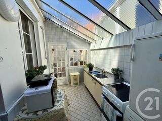  Immeuble � vendre 122 m�