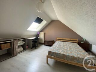  Appartement à louer 4 pièces 91 m²