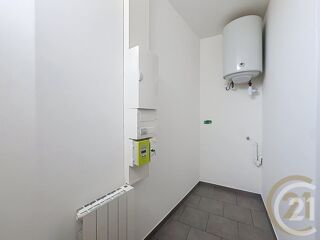  Appartement à louer 2 pièces 35 m²