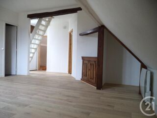 Appartement � louer 3 pi�ces 77 m� Colombes