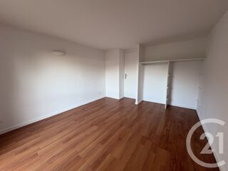  Appartement à louer 2 pièces 55 m²