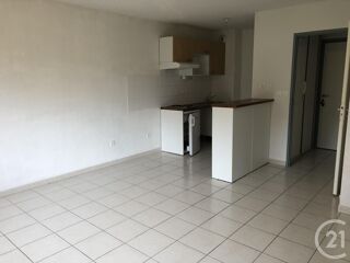  Appartement à louer 2 pièces 40 m²