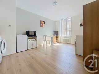  Appartement à louer 1 pièce 22 m²