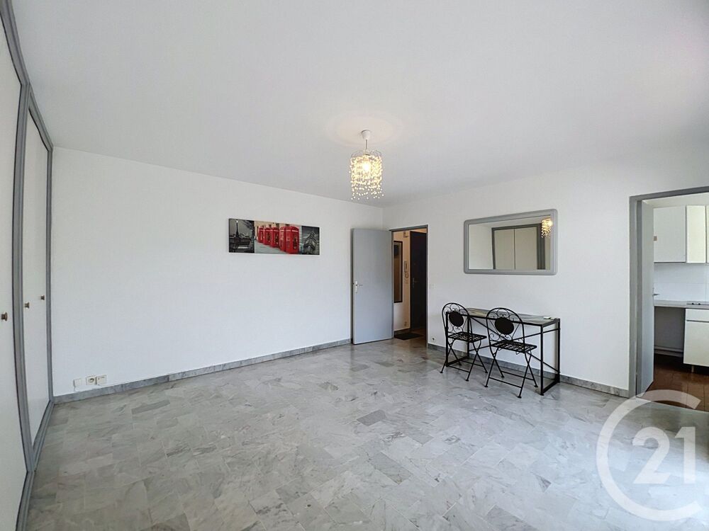 location Appartement - 1 pièce(s) - 33 m² Mandelieu-la-Napoule (06210)