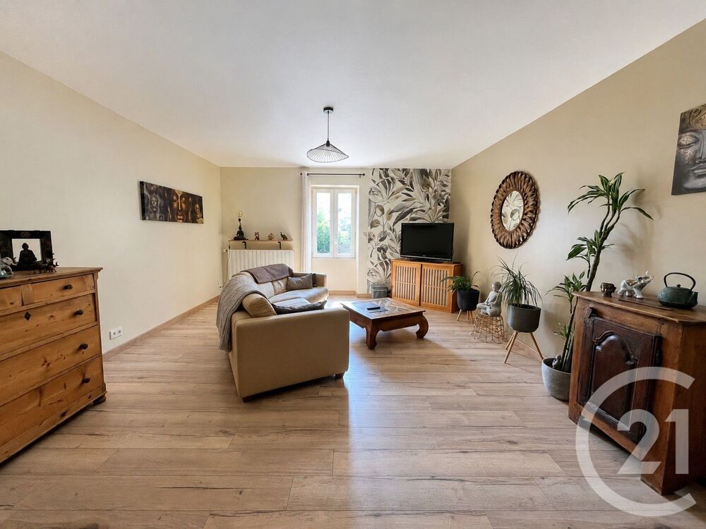 CENTURY 21 Lapérouse vous présente cette maison entièrem....