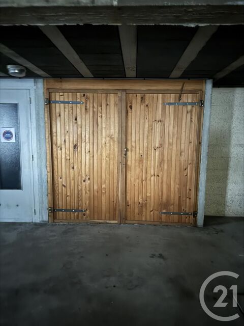  Parking / Garage  louer 12 m