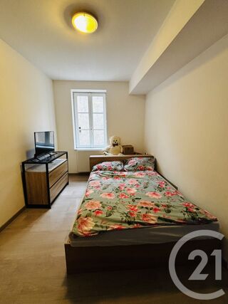  Appartement à louer 2 pièces 27 m²