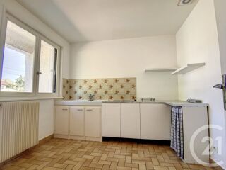  Maison � vendre 10 pi�ces 210 m�