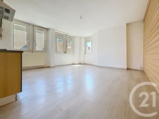  Appartement à louer 3 pièces 59 m²