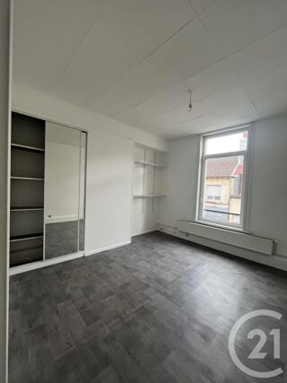  Appartement à louer 2 pièces 38 m²