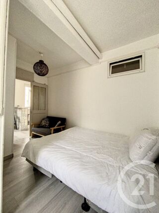 Appartement à louer 2 pièces 28 m²