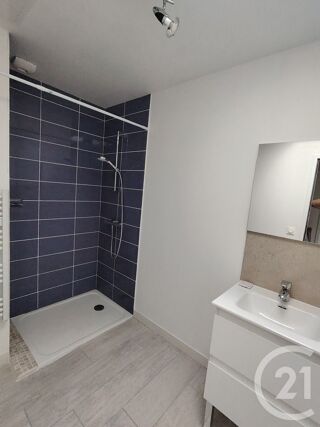  Maison à louer 3 pièces 66 m²