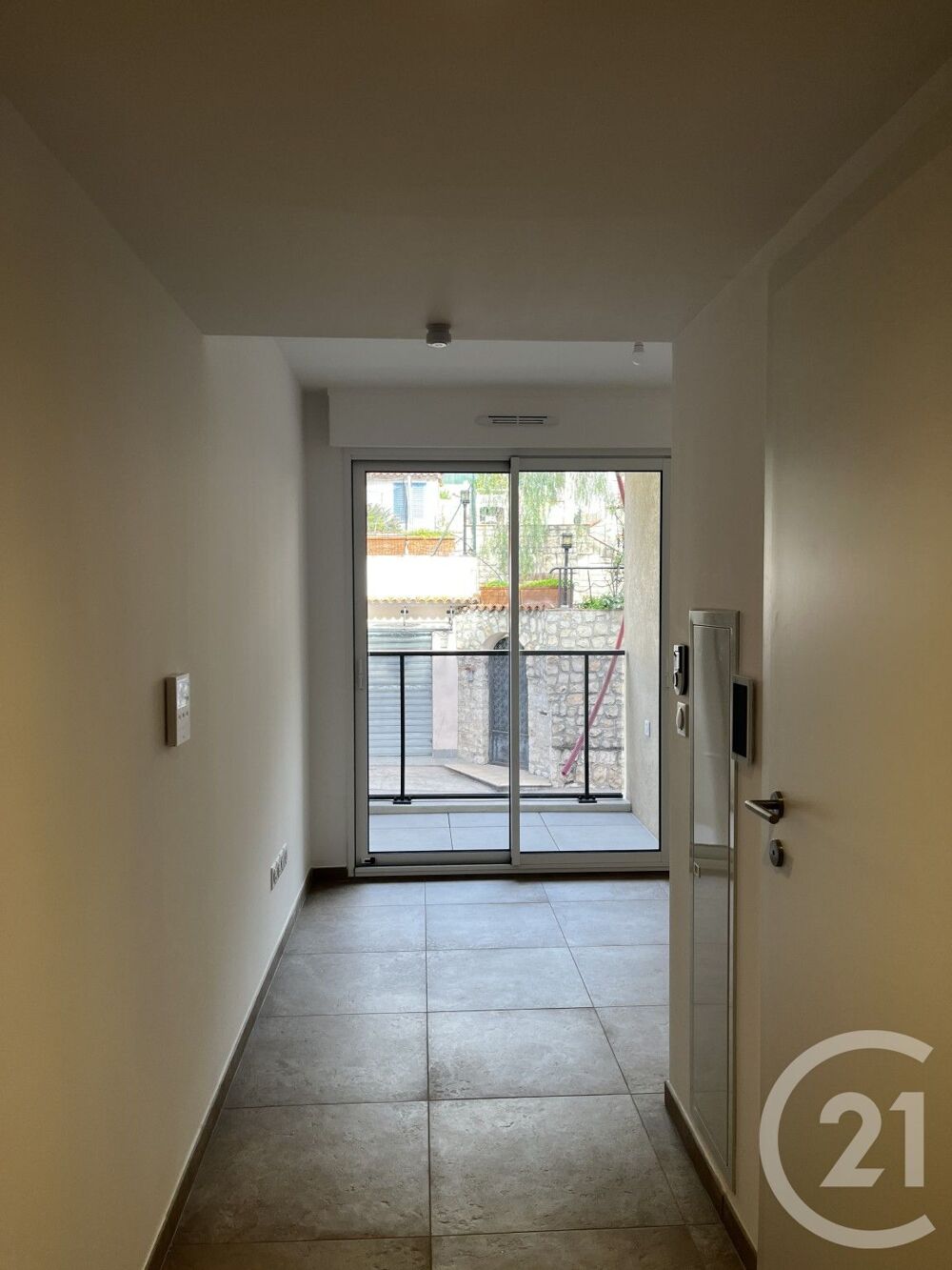 location Appartement - 1 pièce(s) - 27 m² Cap-d'Ail (06320)
