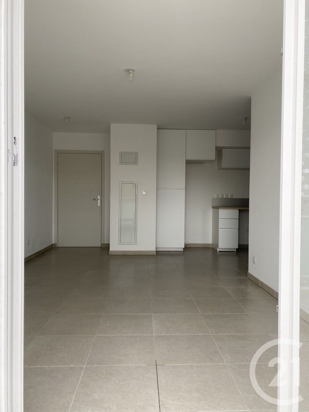 location Appartement - 3 pièce(s) - 56 m² Istres (13800)