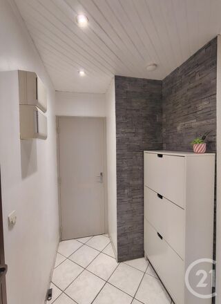  Appartement à louer 3 pièces 63 m²