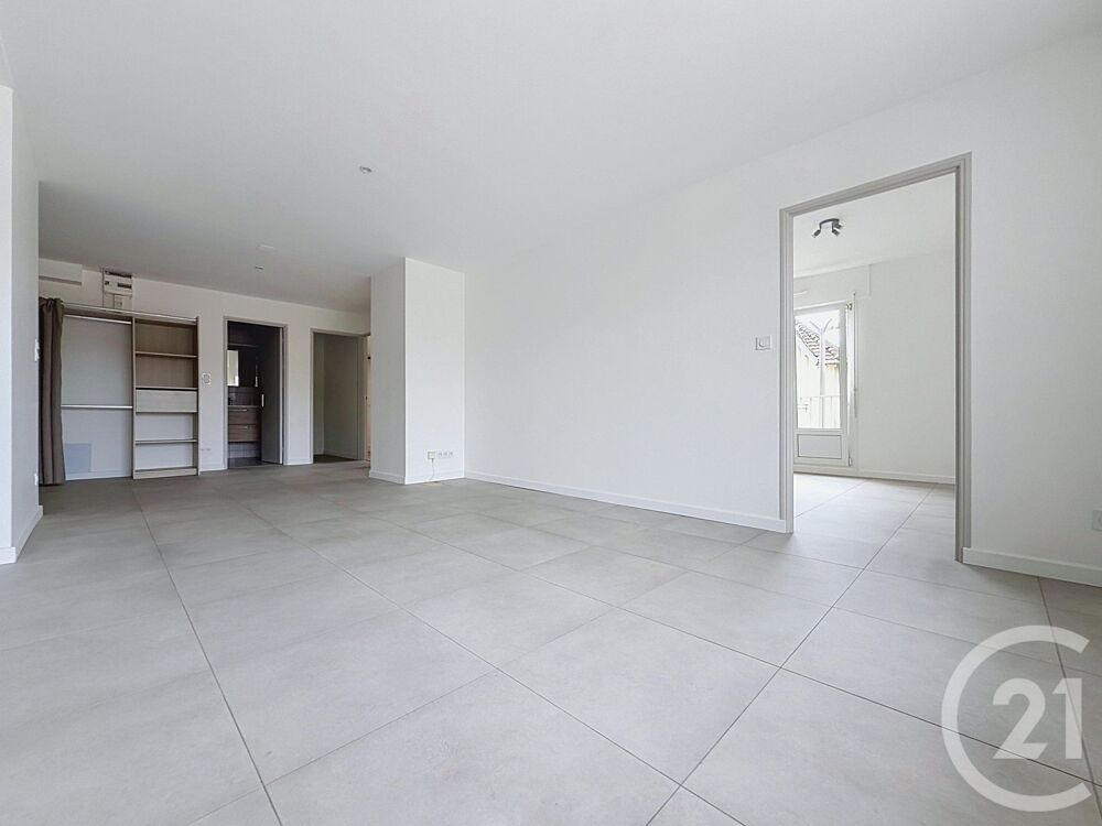location Appartement - 4 pièce(s) - 87 m² Montbéliard (25200)