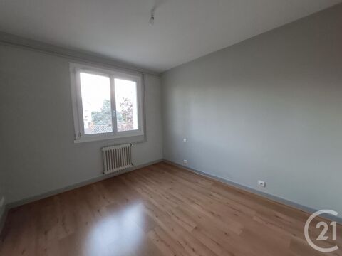 Appartement  louer 4 pices 89 m