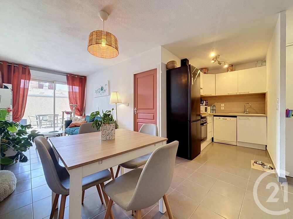 PERPIGNAN SUD - APPARTEMENT T2 AVEC TERRASSE ET PARKING ....
