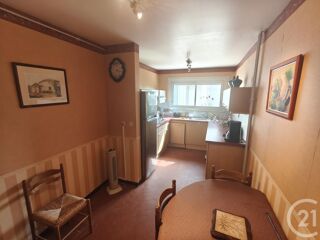  Appartement à louer 2 pièces 71 m²