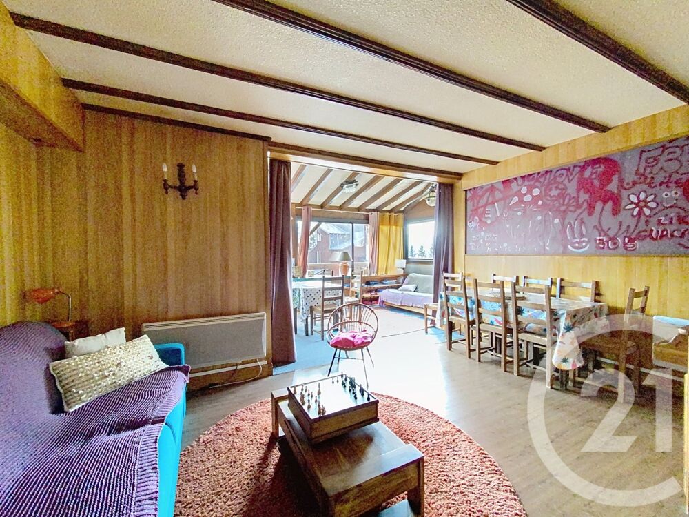 Situé au c½ur de la station de Guzet, ce local de 135m²,....