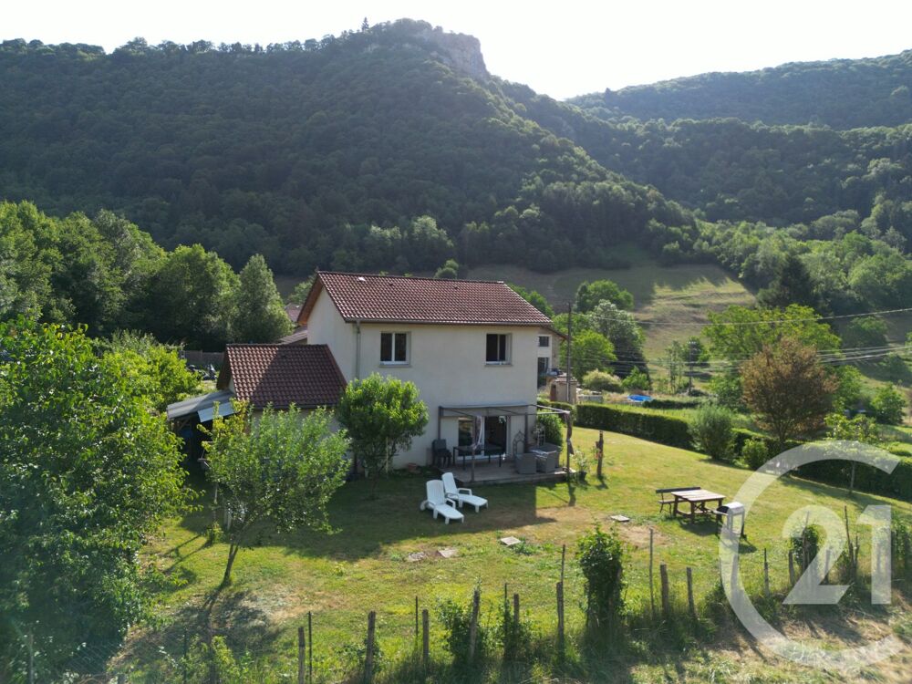 vente Maison - 5 pièce(s) - 111 m² Saint-Rambert-en-Bugey (01230)