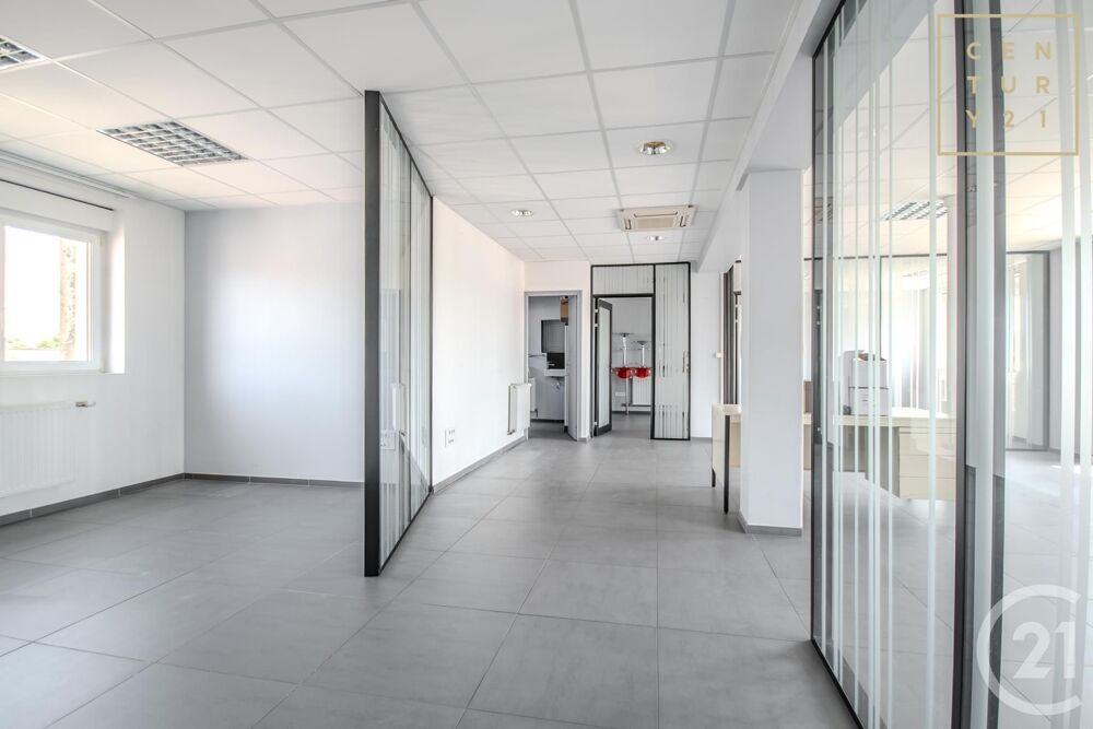 En bref : Appartement de 189 m² à vendre à Maubeuge....