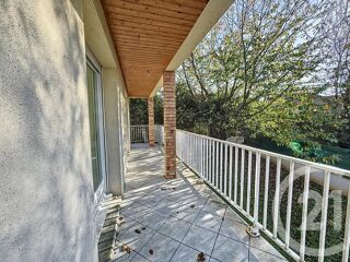  Appartement � louer 5 pi�ces 88 m�