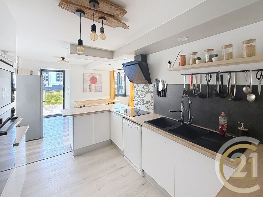 vente Maison - 5 pièce(s) - 213 m² Blamont (25310)