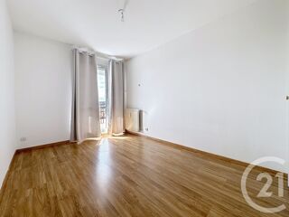  Appartement à louer 2 pièces 55 m²