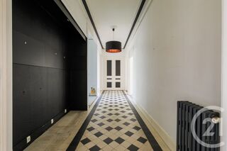  Appartement à vendre 6 pièces 162 m²