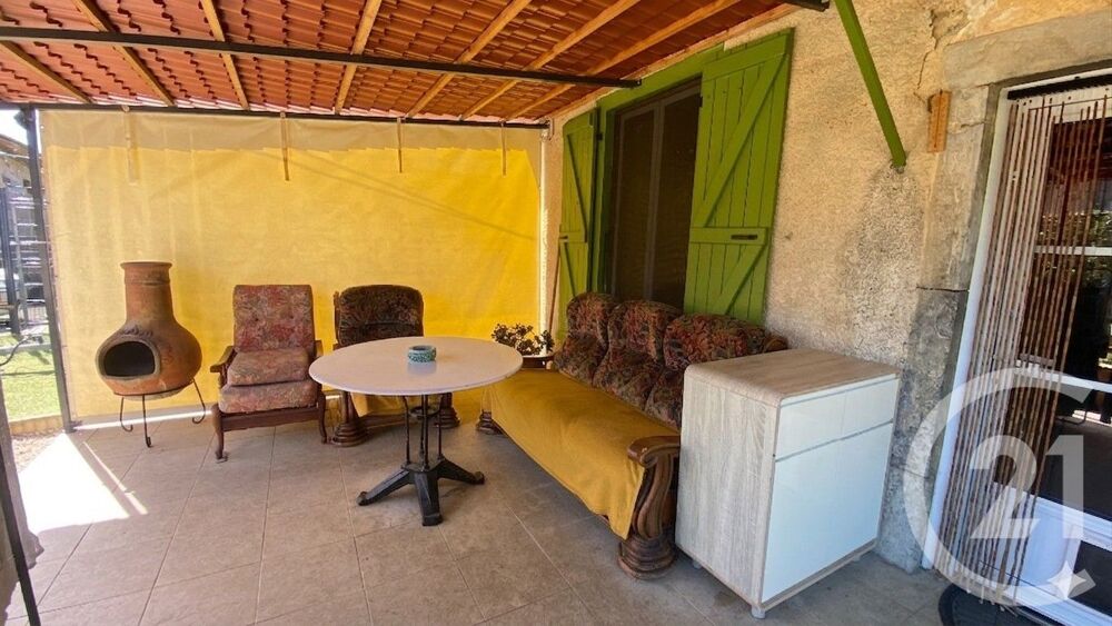 A découvrir sans tarder cette jolie maison sur le secteu....