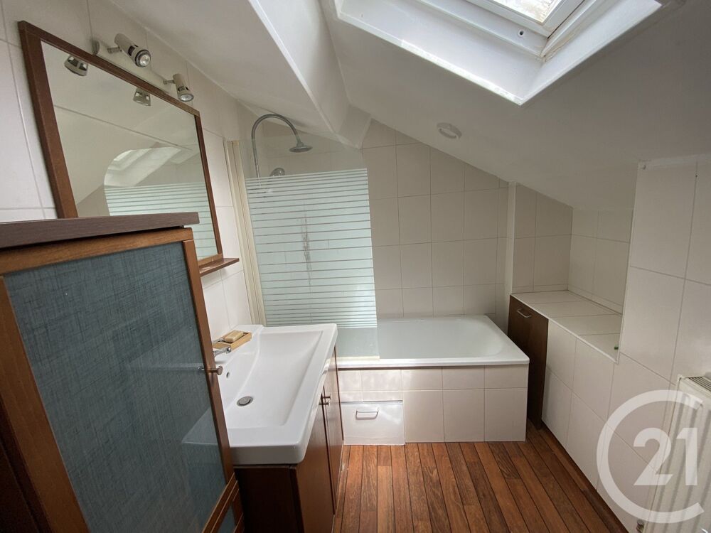 location Maison - 4 pièce(s) - 100 m² Saint-Quentin (02100)