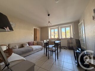  Appartement à louer 3 pièces 78 m²