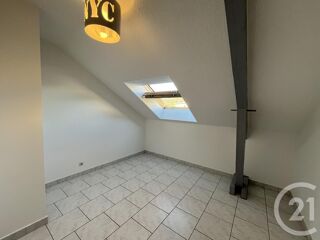  Appartement à louer 4 pièces 88 m²