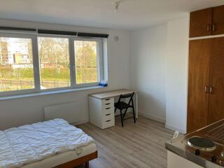  Colocation � louer 8 pi�ces 140 m�