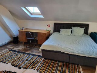  Colocation � louer 6 pi�ces 250 m�