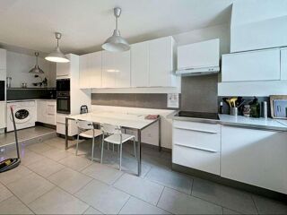  Colocation � louer 8 pi�ces 140 m�