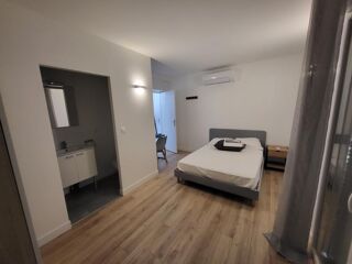  Colocation � louer 10 pi�ces 200 m�