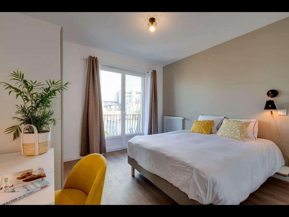 location Colocation - 10 pi�ce(s) - 370 m� Le Perreux-sur-Marne (94170)