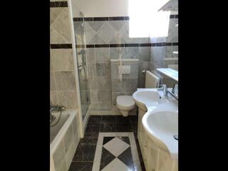  Colocation � louer 10 pi�ces 180 m�