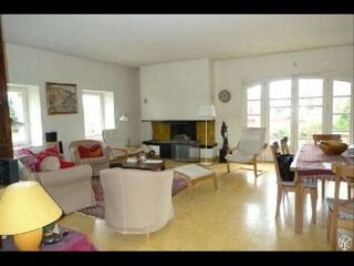  Colocation � louer 9 pi�ces 300 m�