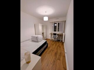  Colocation � louer 7 pi�ces 100 m�