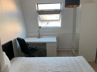  Colocation � louer 9 pi�ces 122 m�