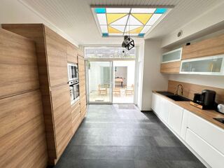  Colocation � louer 9 pi�ces 185 m�