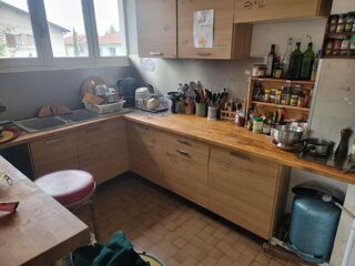  Colocation � louer 9 pi�ces 200 m�