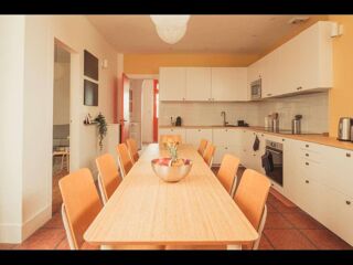  Colocation � louer 10 pi�ces 200 m�