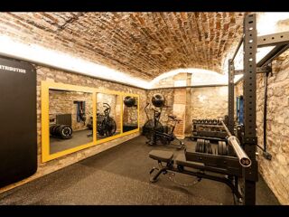  Colocation � louer 9 pi�ces 182 m�